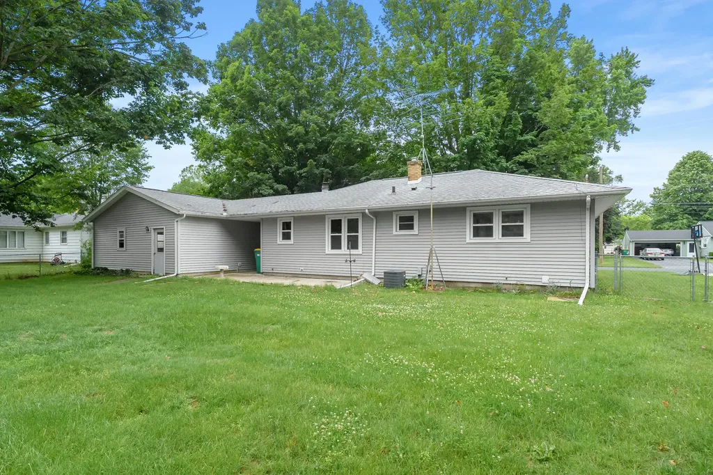 2304 Holly Avenue Portage City MI 49024