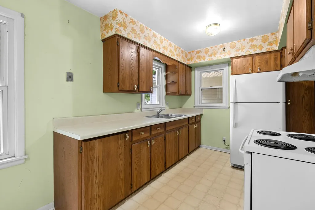 2304 Holly Avenue Portage City MI 49024