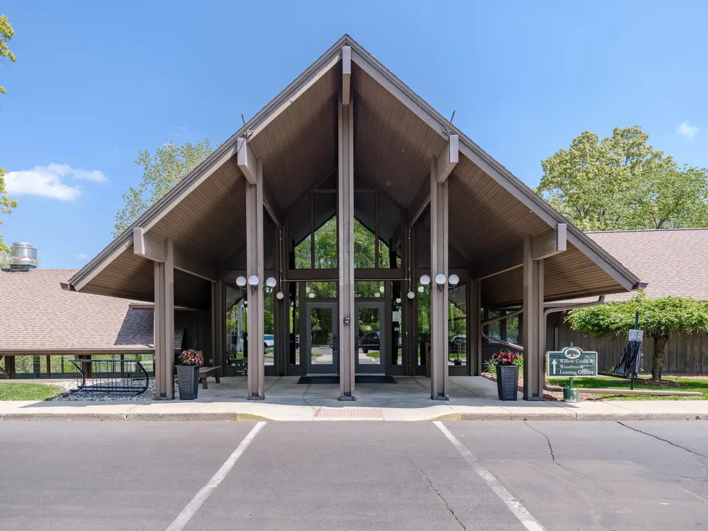 4040 Greenleaf Circle Kalamazoo City MI 49008