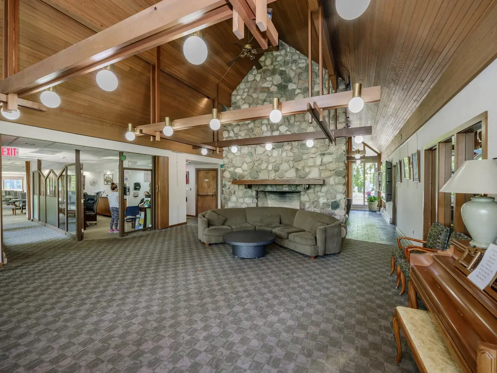 4040 Greenleaf Circle Kalamazoo City MI 49008
