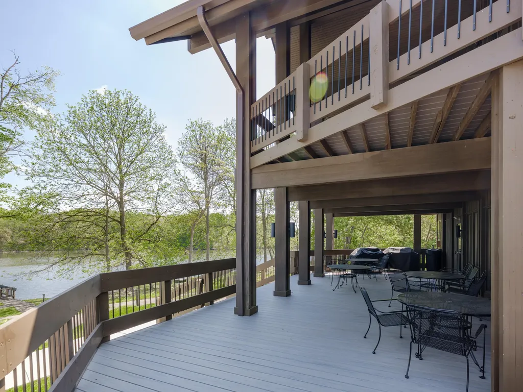 4040 Greenleaf Circle Kalamazoo City MI 49008