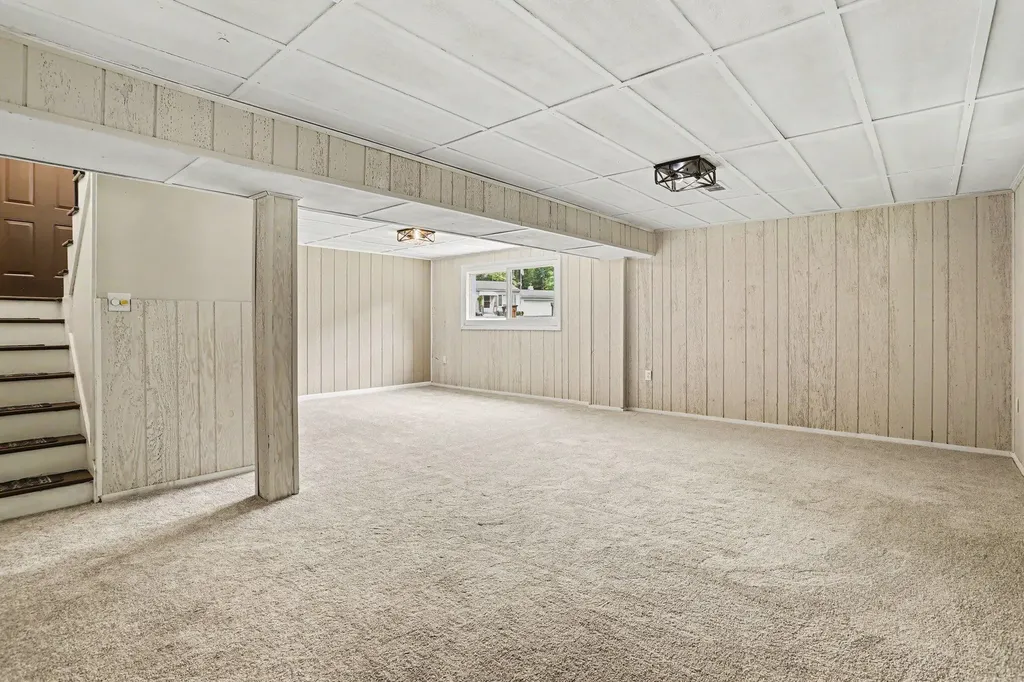 270 Viking Drive Pennfield Charter Township MI 49017