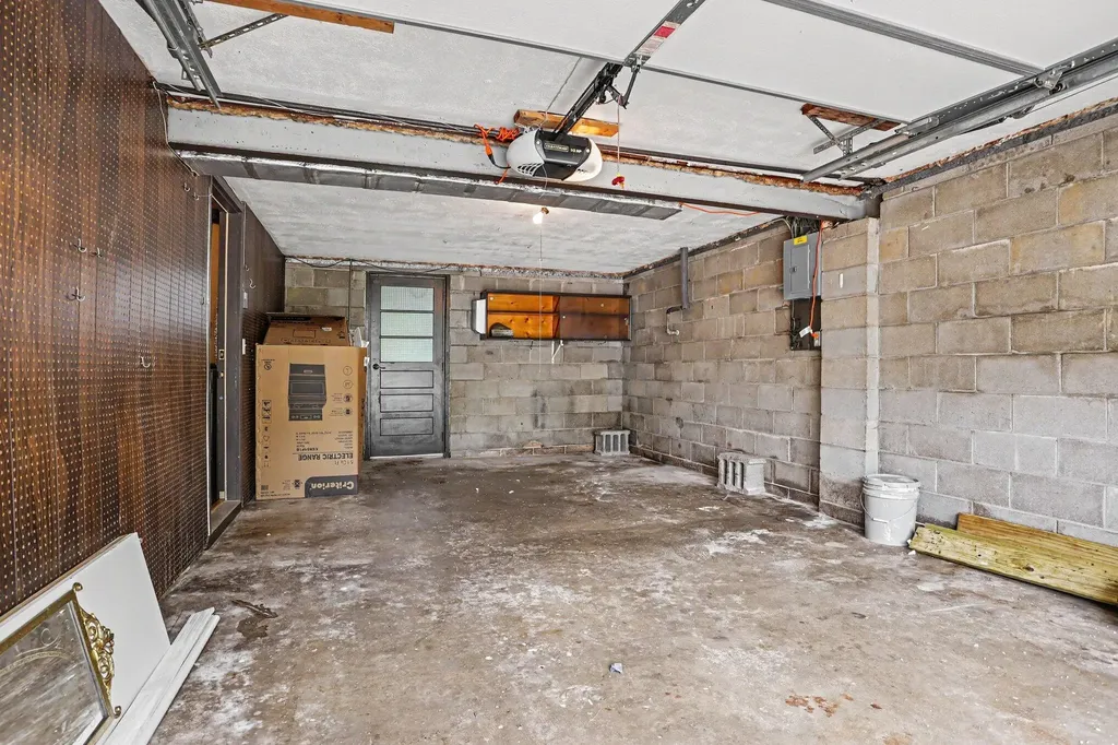 270 Viking Drive Pennfield Charter Township MI 49017
