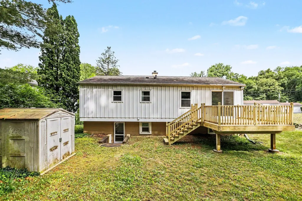 270 Viking Drive Pennfield Charter Township MI 49017