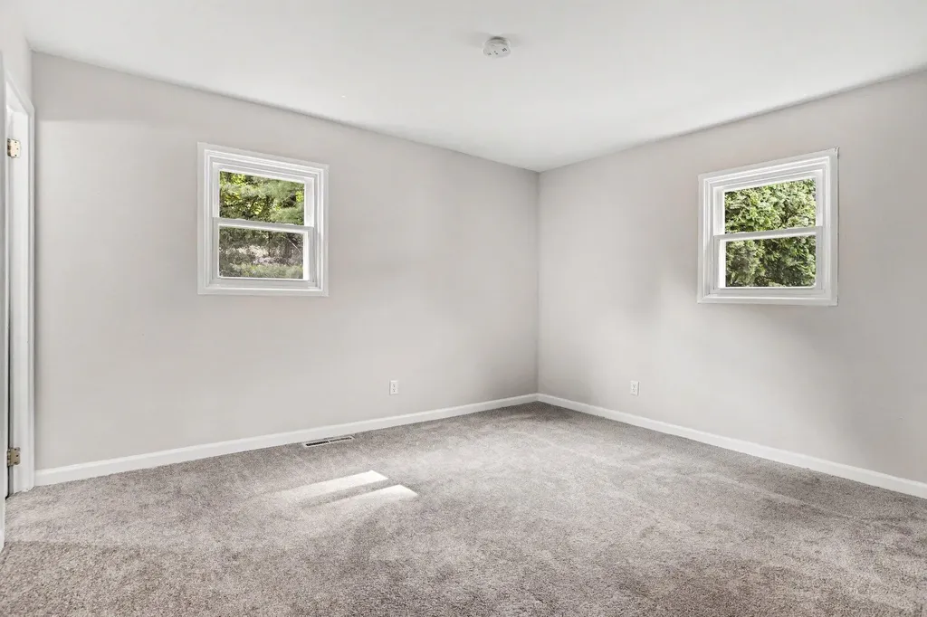 270 Viking Drive Pennfield Charter Township MI 49017