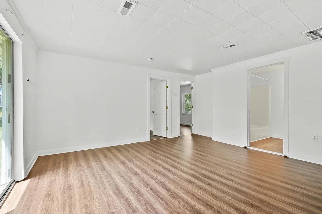 164 Mccollum Charleston Township MI 49053
