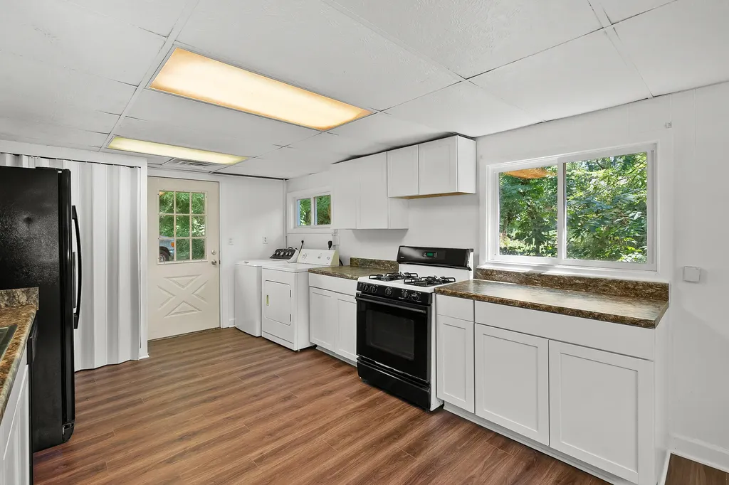 164 Mccollum Charleston Township MI 49053