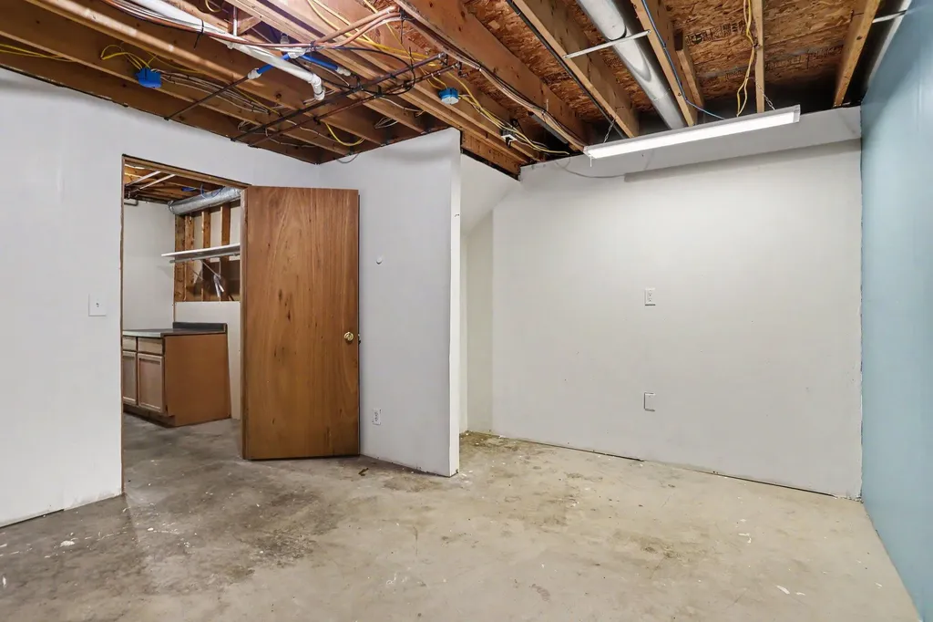 8836 Almena Drive Oshtemo Charter Township MI 49009