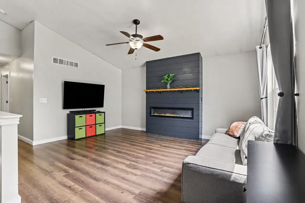 8836 Almena Drive Oshtemo Charter Township MI 49009