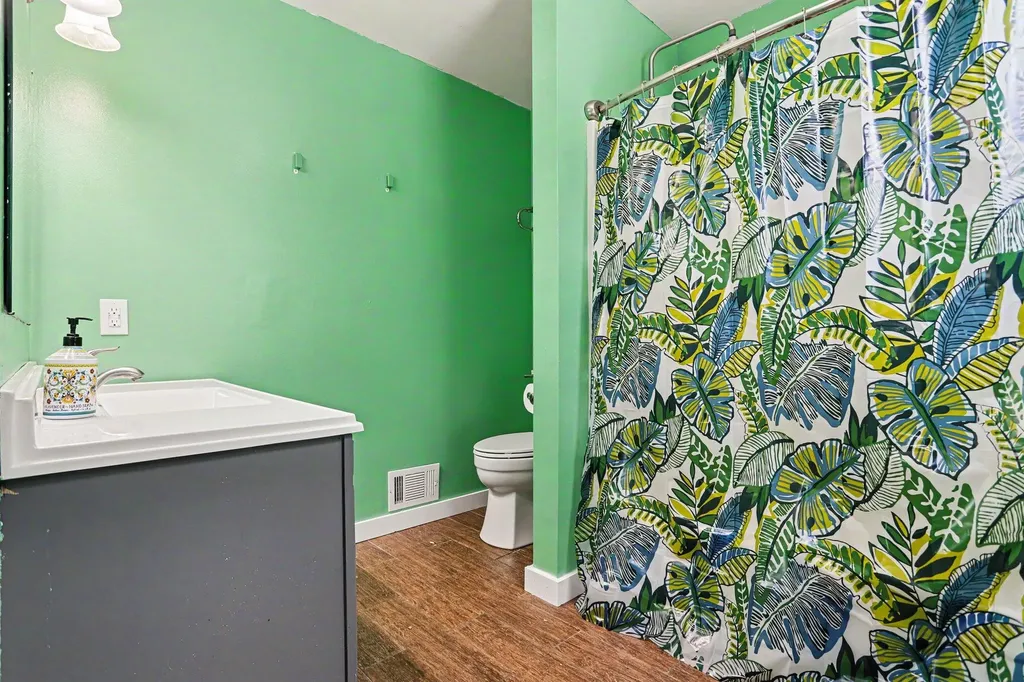 8836 Almena Drive Oshtemo Charter Township MI 49009