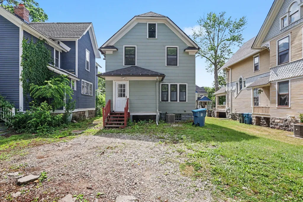 1007 S Westnedge Avenue Kalamazoo City MI 49008