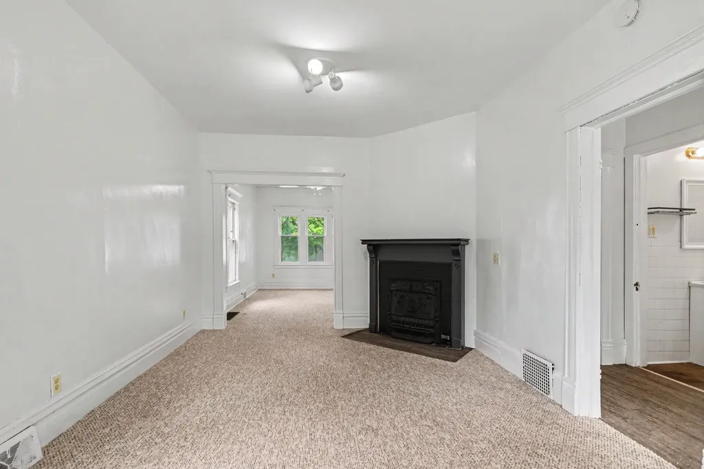 1007 S Westnedge Avenue Kalamazoo City MI 49008