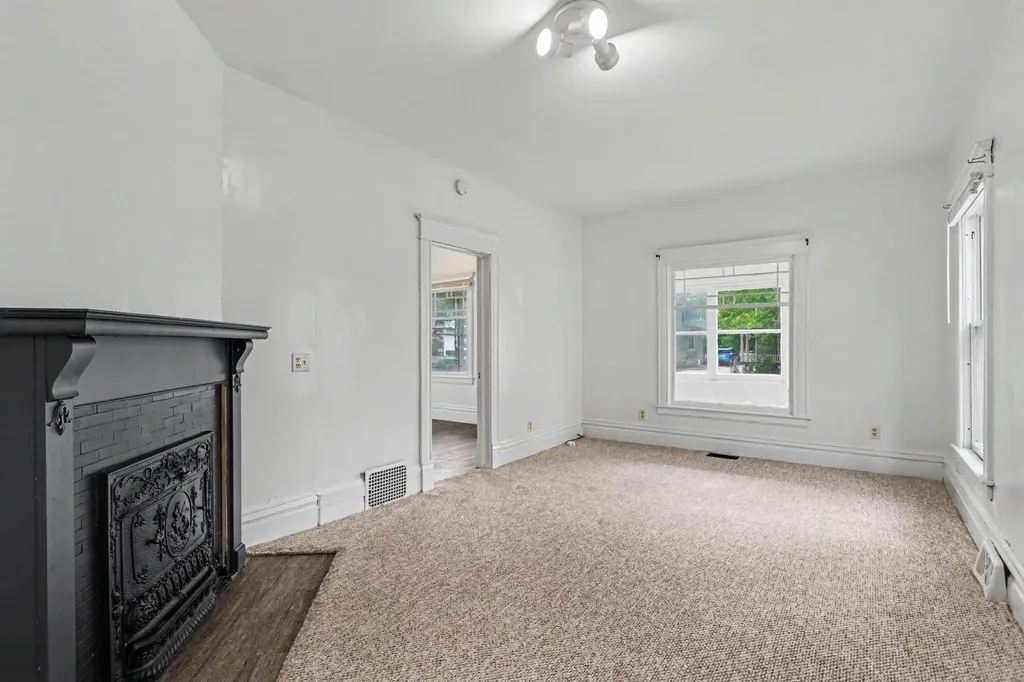 1007 S Westnedge Avenue Kalamazoo City MI 49008