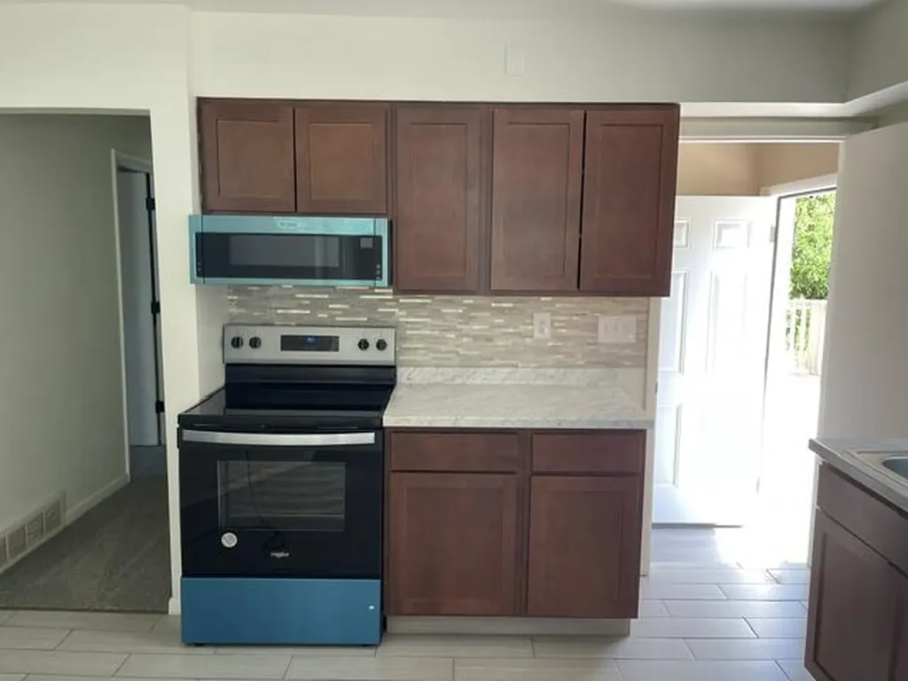 6555 W N Avenue Texas Charter Township MI 49009