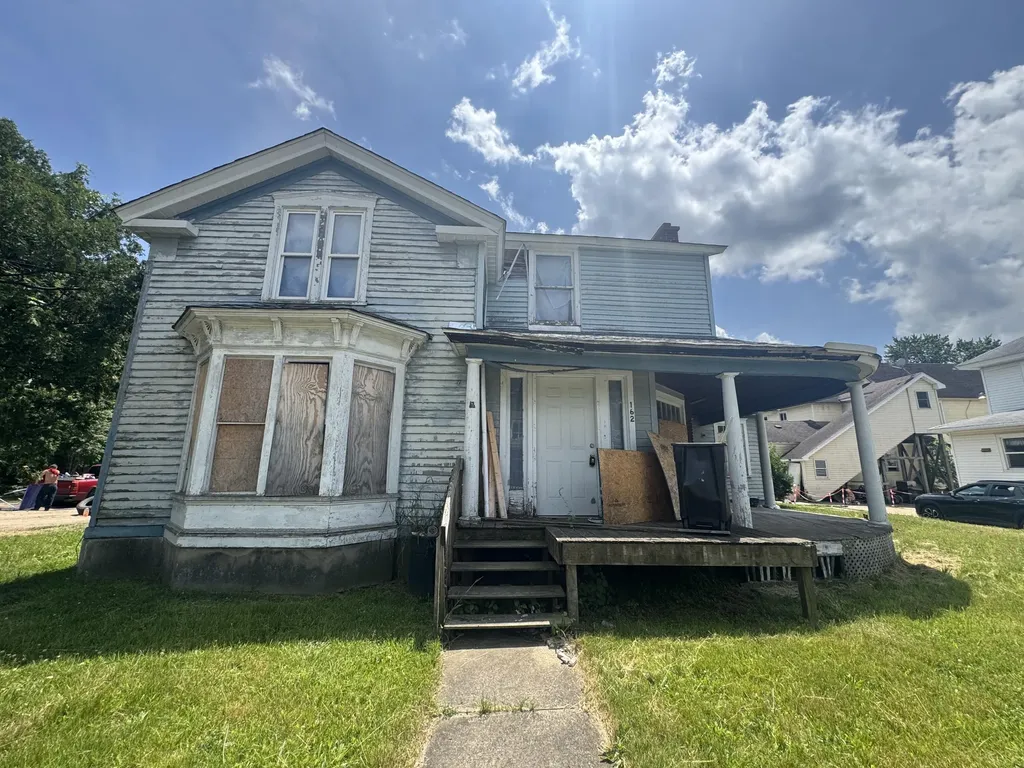 162 Calhoun Street Battle Creek City MI 49017