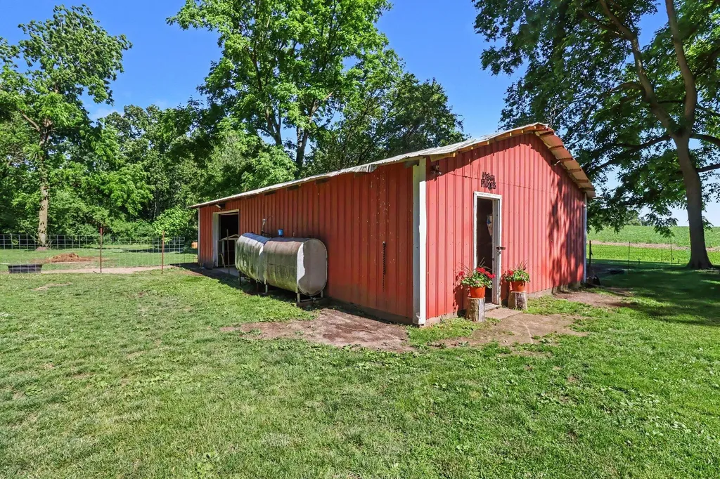 30069 Brandt Road Colon Township MI 49040