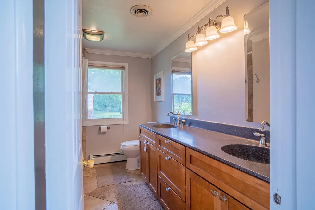 3814 Rockwood Drive Kalamazoo Charter Township MI 49004