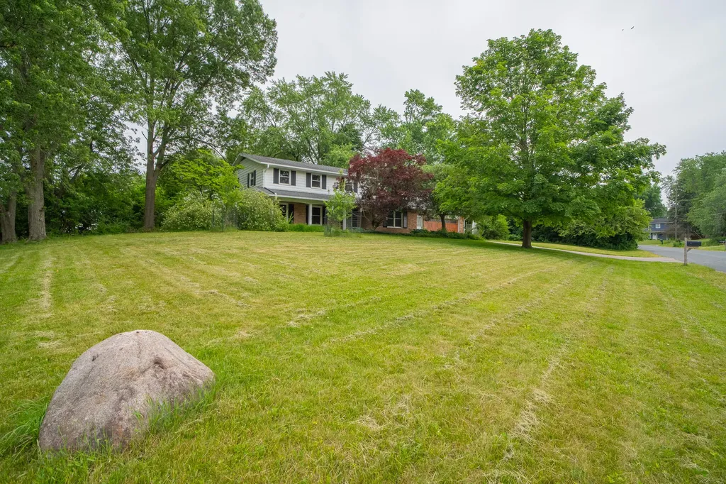 3814 Rockwood Drive Kalamazoo Charter Township MI 49004