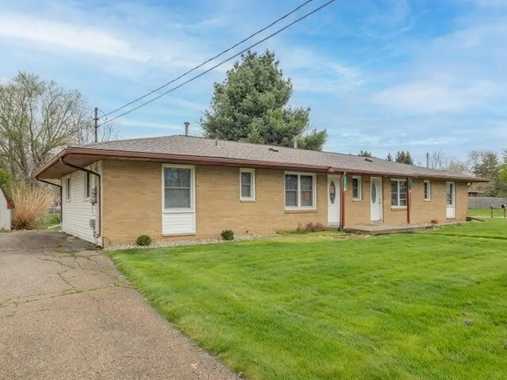 1314-1316 Magnolia Street Comstock Charter Township MI 49048
