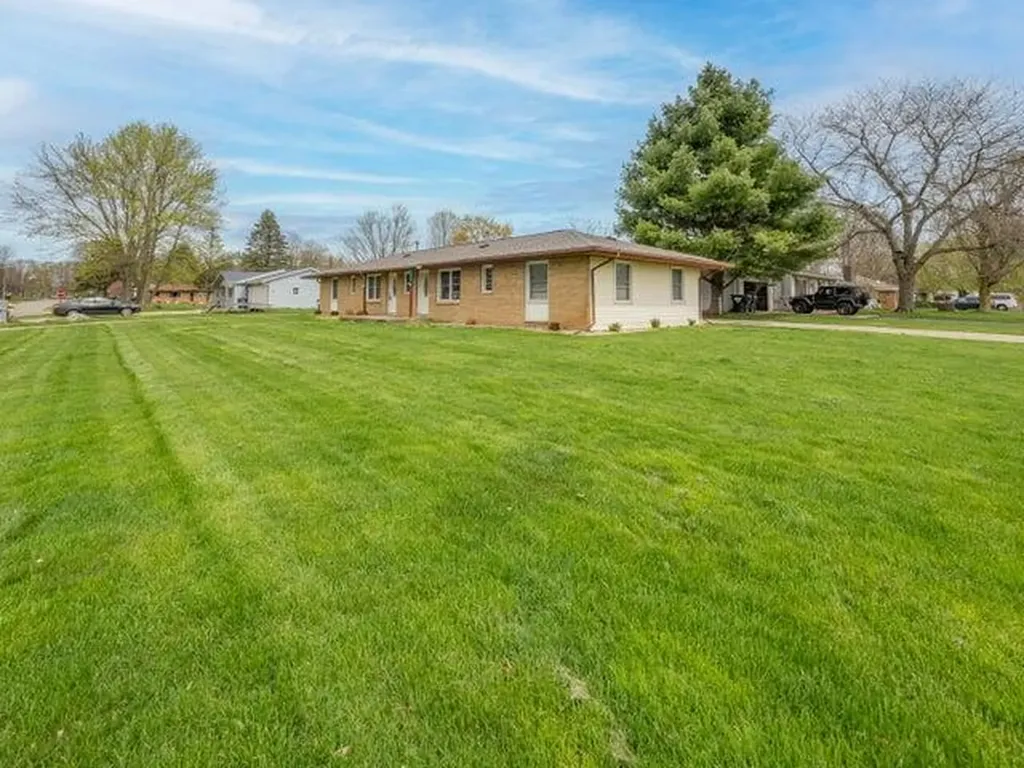 1314-1316 Magnolia Street Comstock Charter Township MI 49048