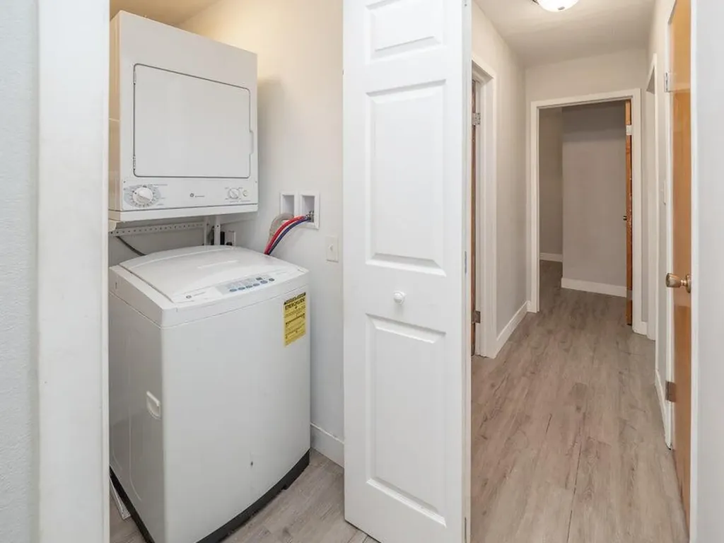 1516 Nazareth Road Kalamazoo Charter Township MI 49048