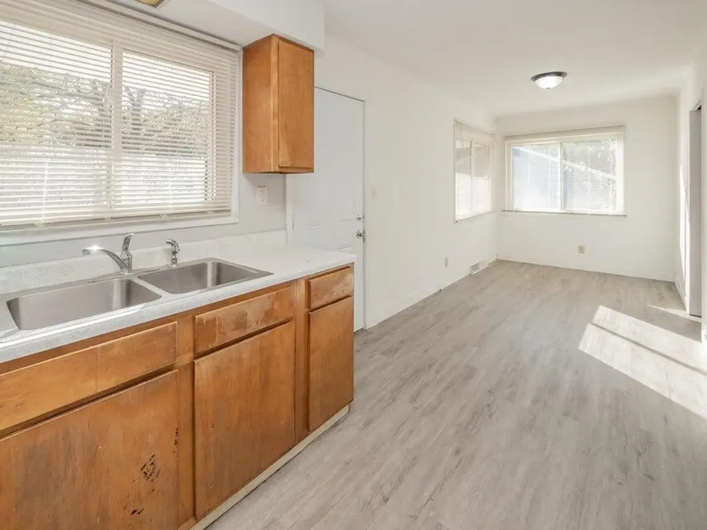 1516 Nazareth Road Kalamazoo Charter Township MI 49048