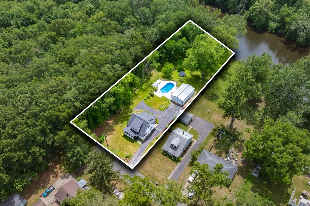 6300 Proctor Avenue Comstock Charter Township MI 49048
