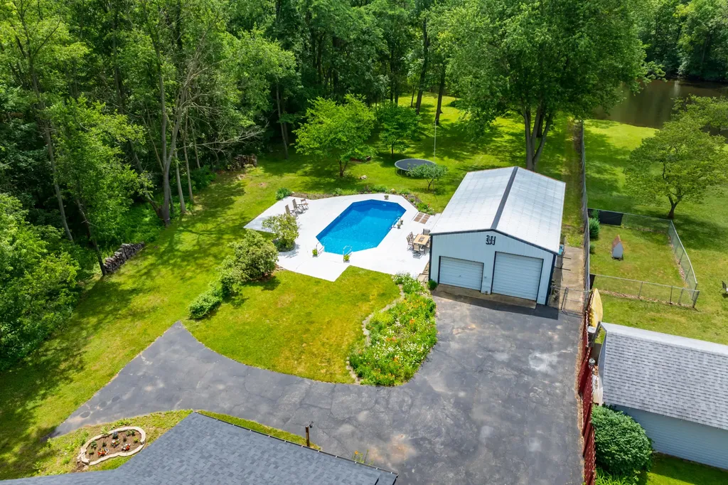 6300 Proctor Avenue Comstock Charter Township MI 49048