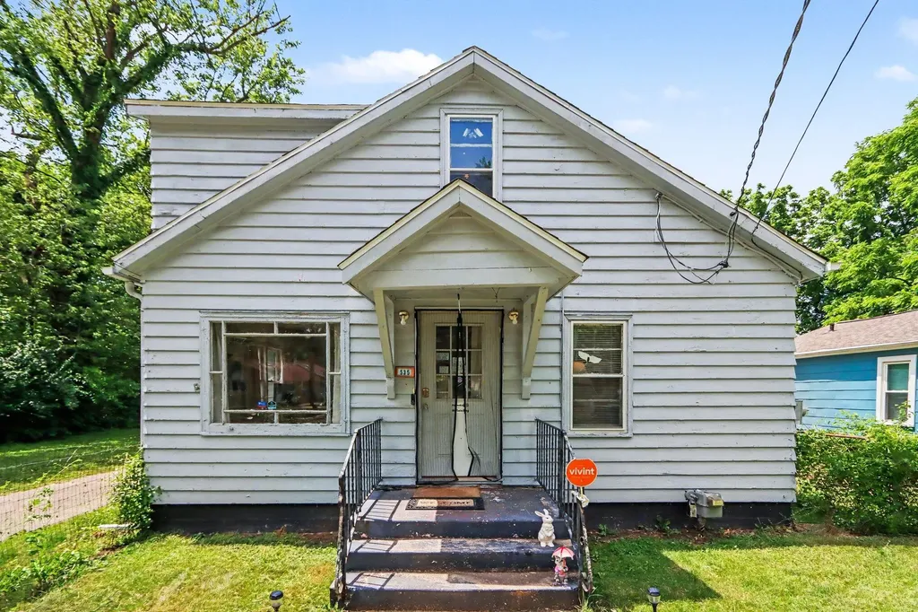 535 Washburn Avenue Kalamazoo Charter Township MI 49048