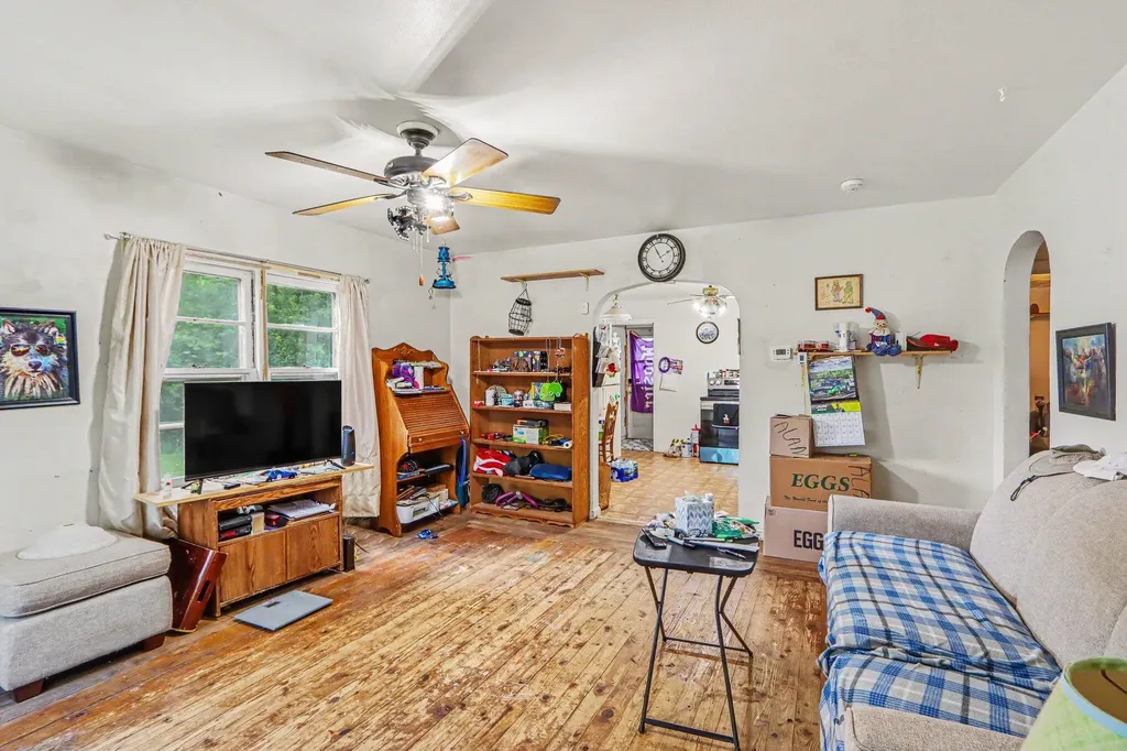 535 Washburn Avenue Kalamazoo Charter Township MI 49048