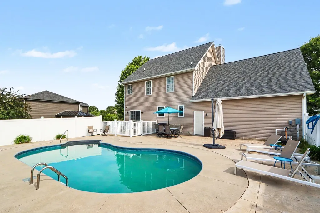 7195 Kendall Arbor Avenue Texas Charter Township MI 49009
