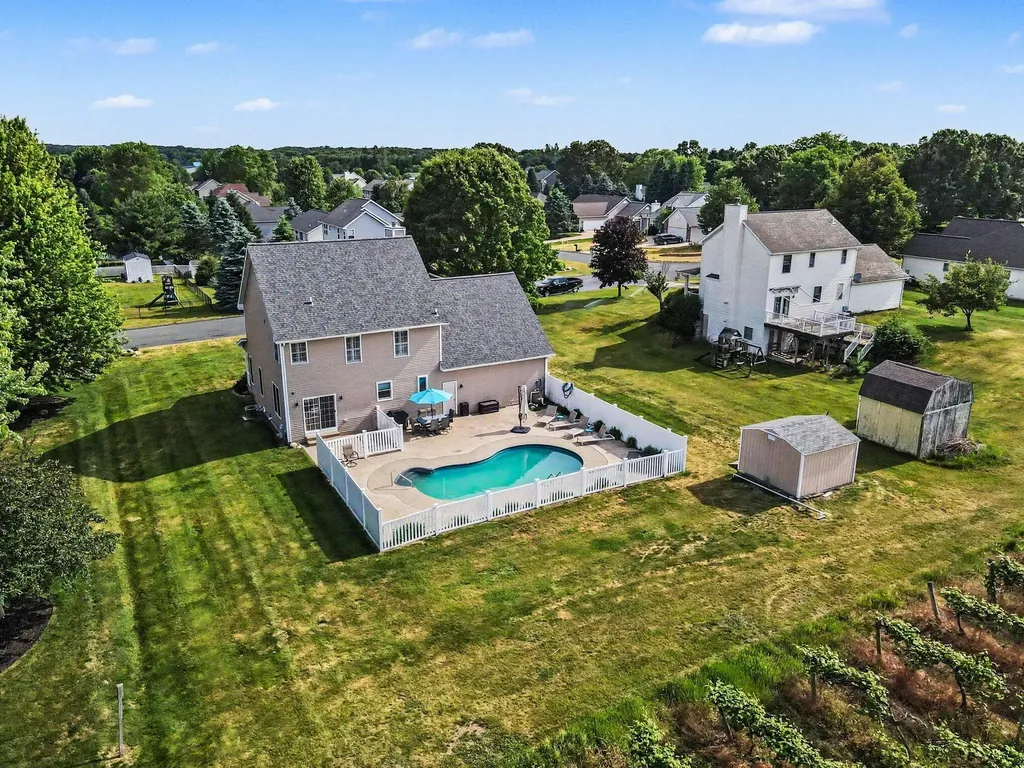 7195 Kendall Arbor Avenue Texas Charter Township MI 49009