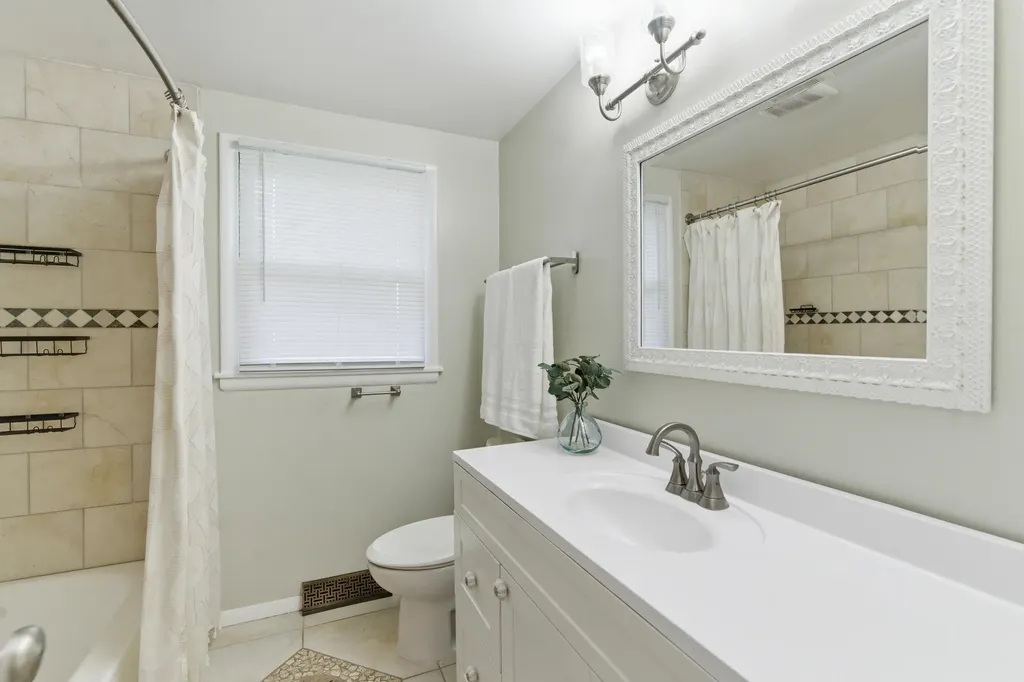943 Boswell Lane Kalamazoo City MI 49006