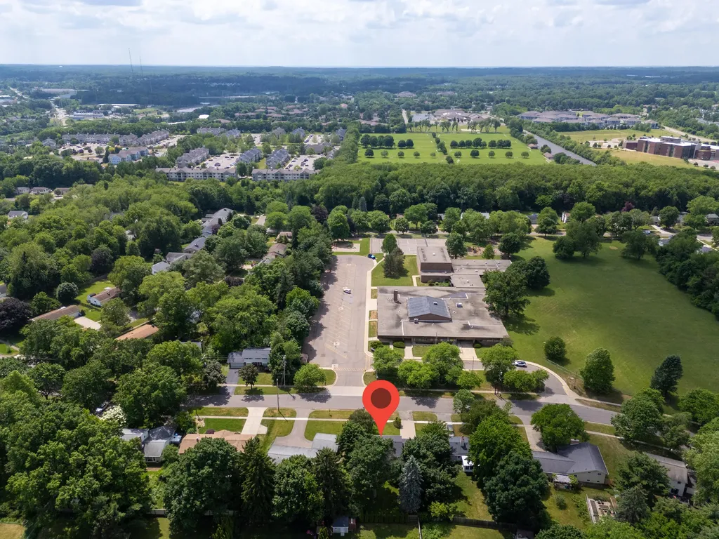 943 Boswell Lane Kalamazoo City MI 49006
