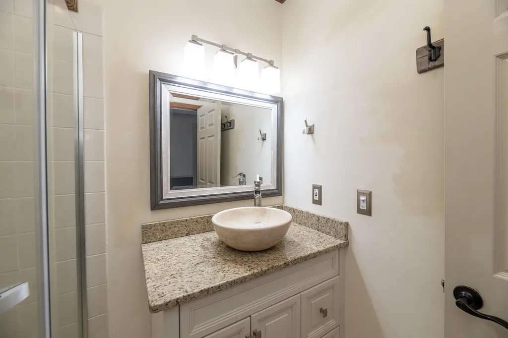 7942 S 12th Street Texas Charter Township MI 49009