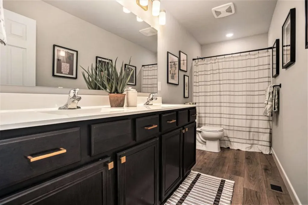 4883 Knollwood Drive Royalton Township MI 49085