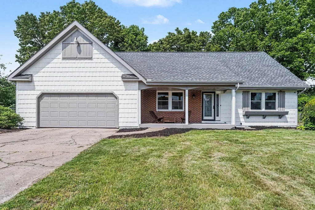 108 Shadowood Lane Emmett Charter Township MI 49014