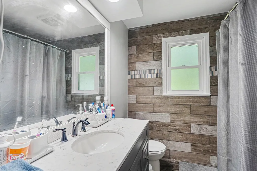 108 Shadowood Lane Emmett Charter Township MI 49014