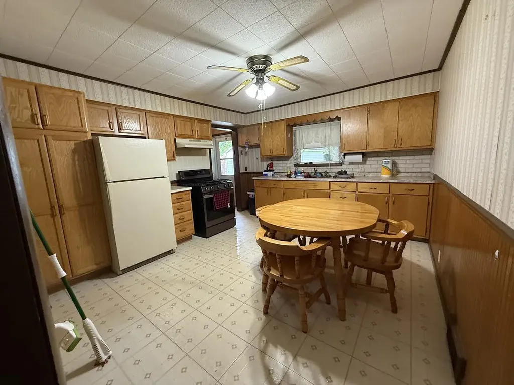 309 N 8th Street Oshtemo Charter Township MI 49009