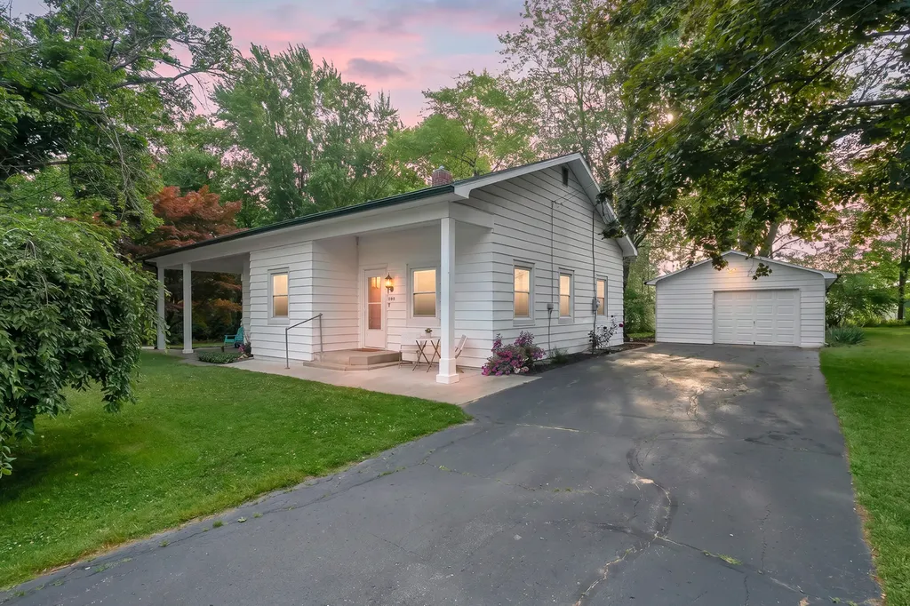 205 Sassafras Street Coloma Charter Township MI 49038
