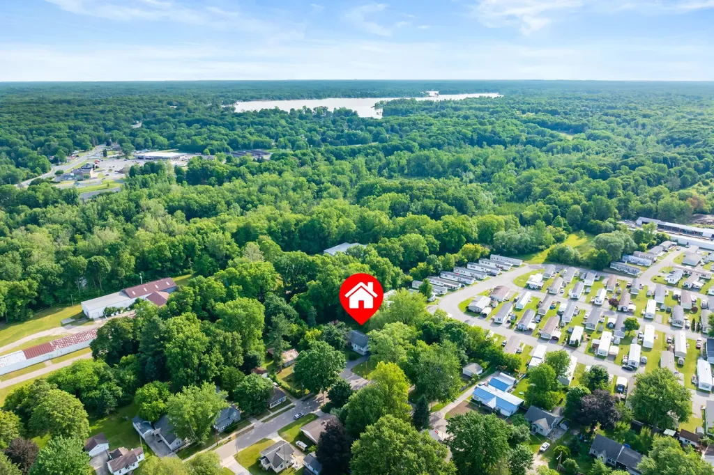 205 Sassafras Street Coloma Charter Township MI 49038