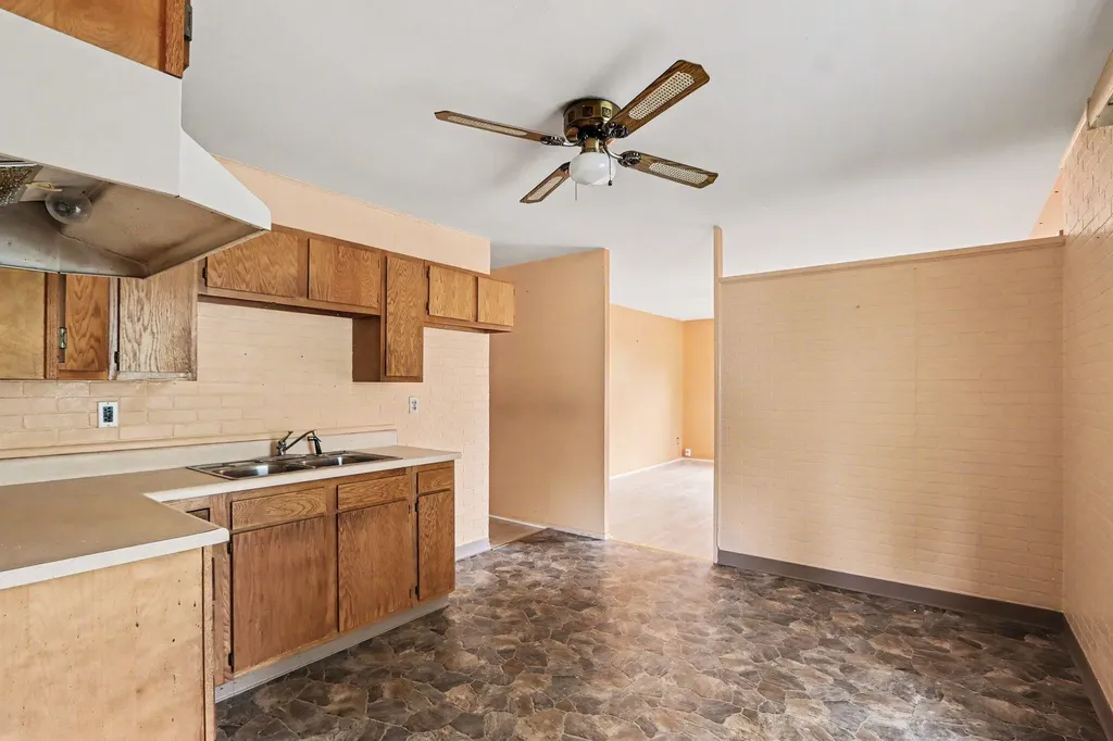 241 Ardmoor Drive Bedford Charter Township MI 49037