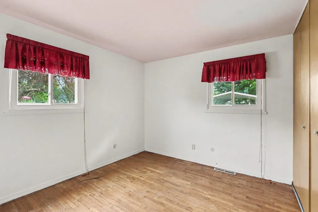 241 Ardmoor Drive Bedford Charter Township MI 49037