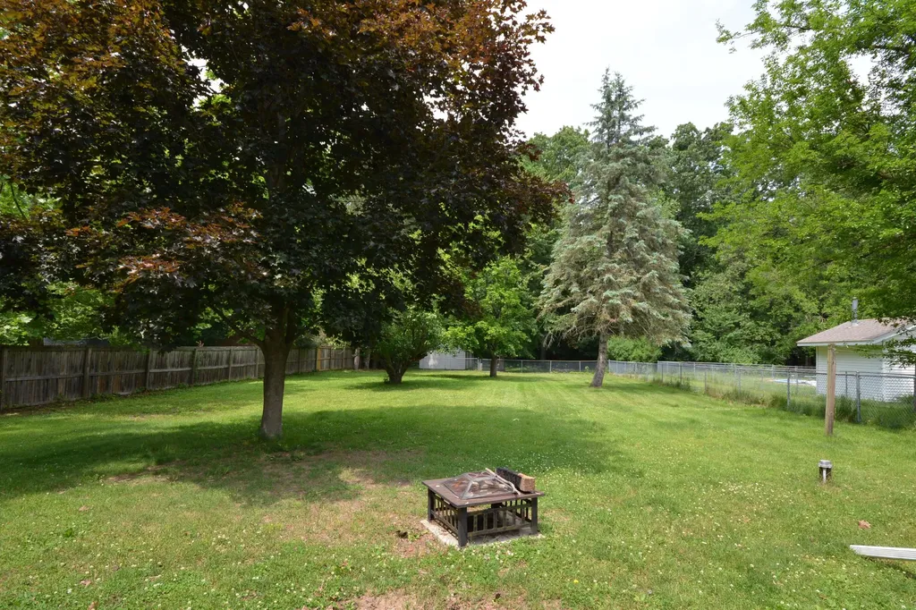 5061 Fordham Avenue Comstock Charter Township MI 49048