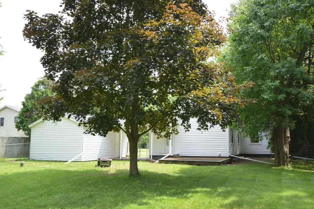 5061 Fordham Avenue Comstock Charter Township MI 49048