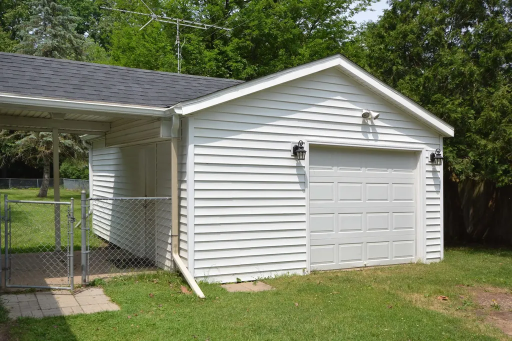 5061 Fordham Avenue Comstock Charter Township MI 49048