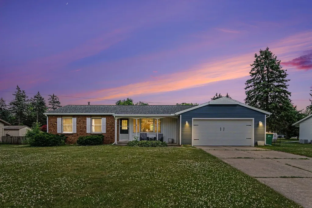 2605 Heverly Drive E Portage City MI 49024