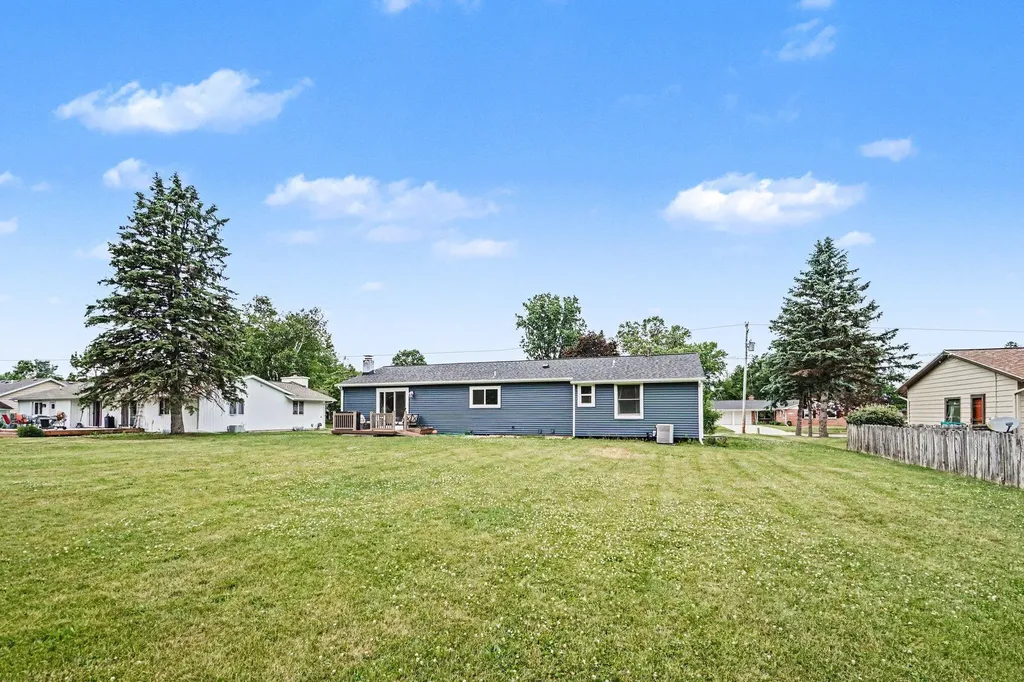 2605 Heverly Drive E Portage City MI 49024