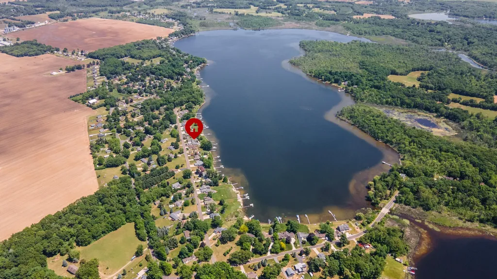 15311 S Barton Lake Drive Schoolcraft Township MI 49097