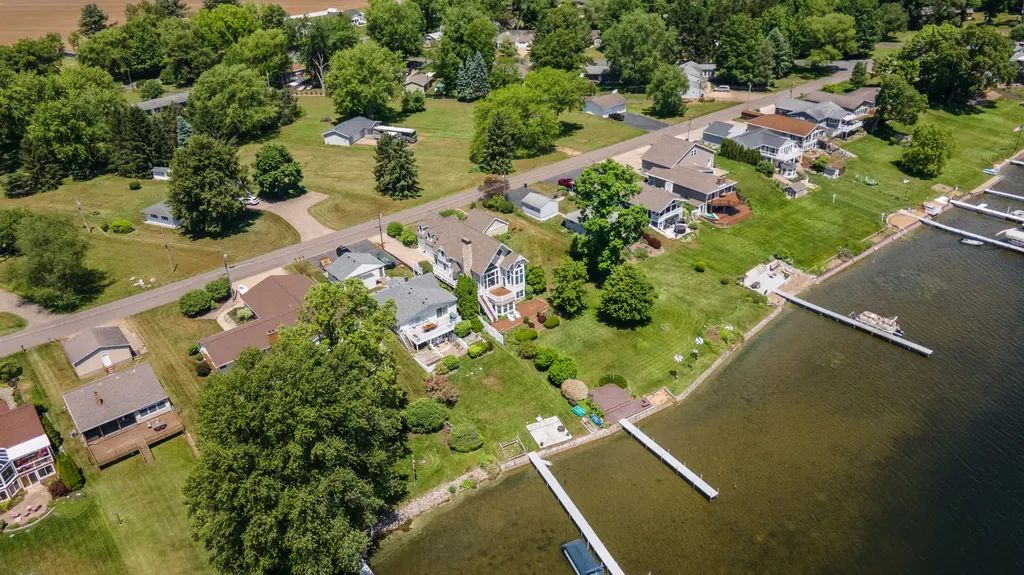 15311 S Barton Lake Drive Schoolcraft Township MI 49097